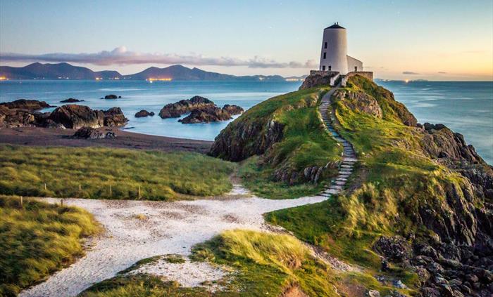 Ynys Llanddwyn North Wales Adventure Holiday